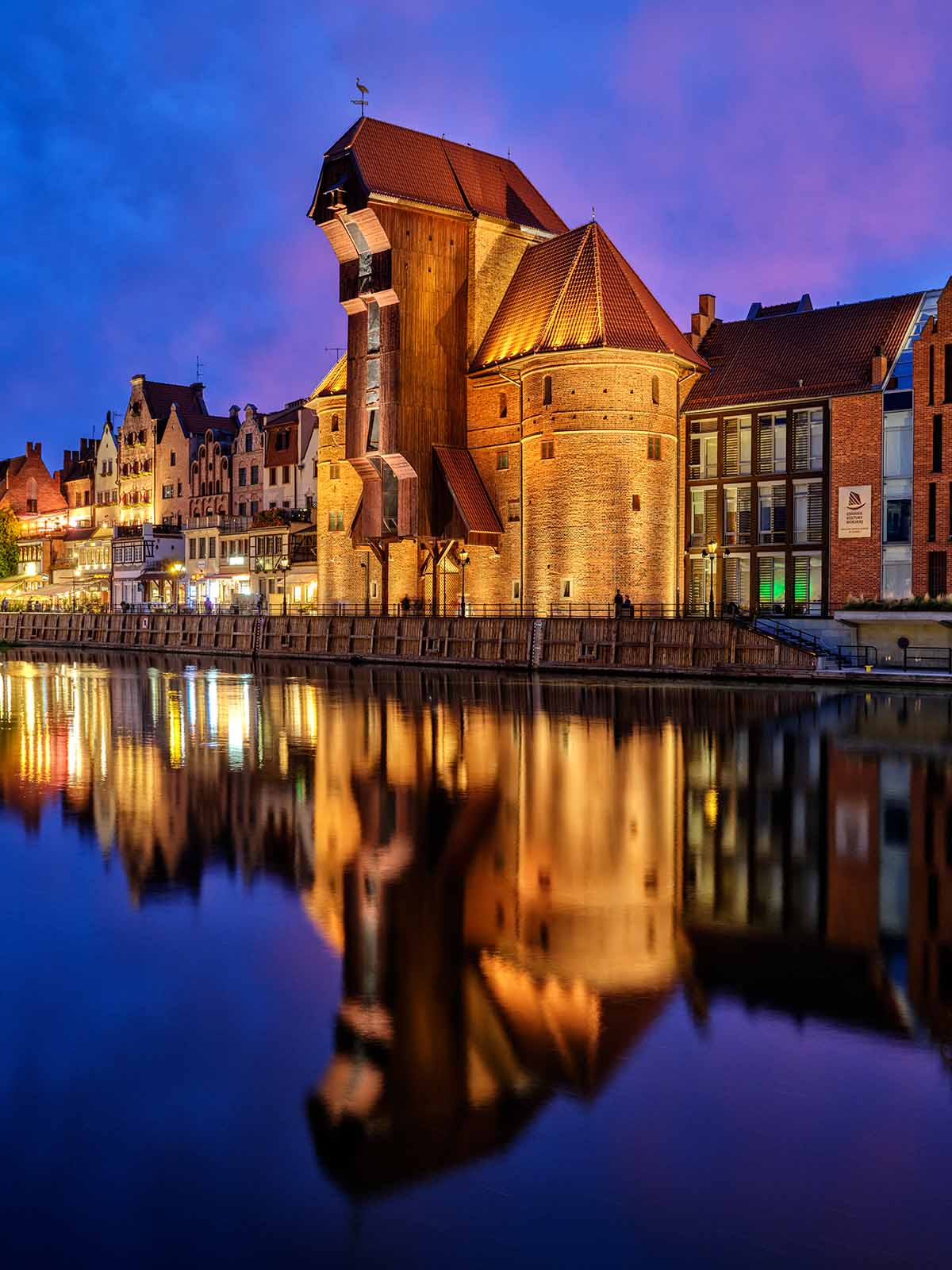 MRobertz_Person_2_links