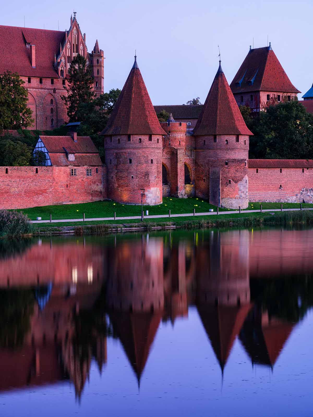 Zur Abenddämmerung auf der Zugspitze.